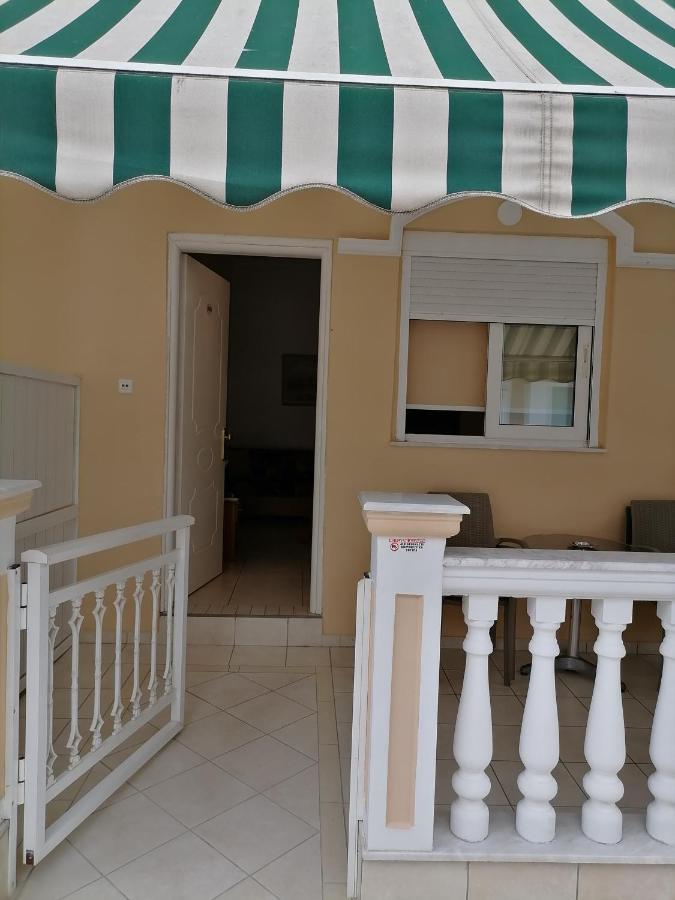 Hotel Exarhos Paralía Kültér fotó