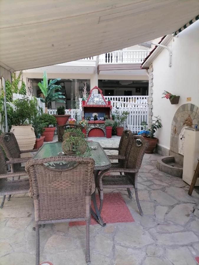 Hotel Exarhos Paralía Kültér fotó