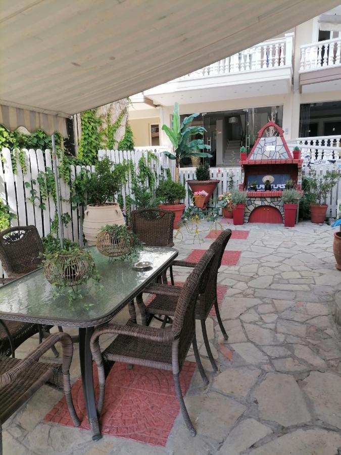 Hotel Exarhos Paralía Kültér fotó